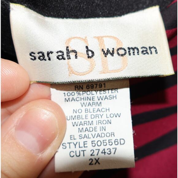 Sarah b woman Poncho Style Sheer Top Dark Pink and Black Zebra Print Size 2X - Picture 2 of 3